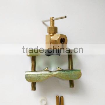 Self Piercing Saddle Valve with 1/4" Compression