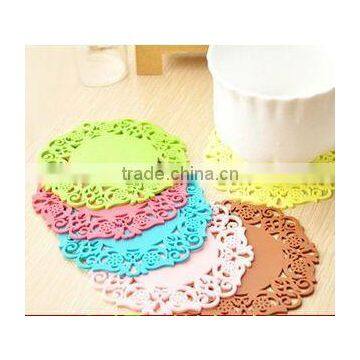 Fashionable Colorful customized logo silicone dining table mat