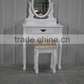 bedroom dressing table