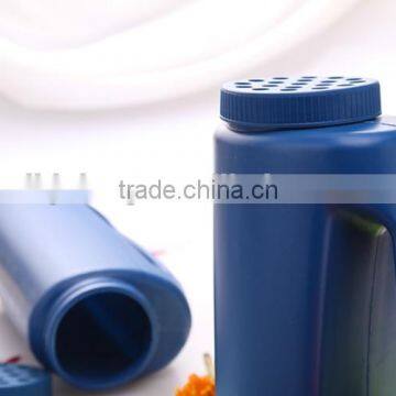 Garden Plastic Salt Spreader