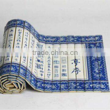 blue and white bamboo slips