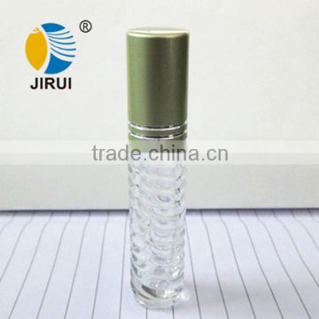 corrugate roll on glass bottle with aluminum cap