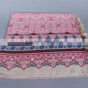 2016 New Design Stylish Printed Cotton Tassel Arab Girl Muslim Hijab