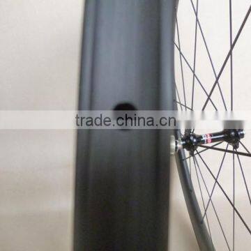 25mm Wide Chinese Carbon Wheels Clincher 50mm Road Wheelset T700 photo-3