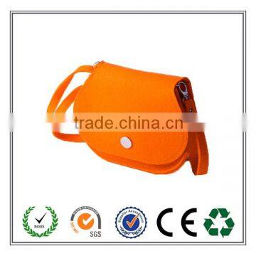 Daily convenient to carry felt leisure bag made in China