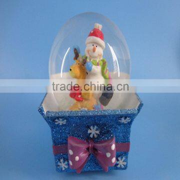 Wholesales Christmas water globe crafts with polyresin statue