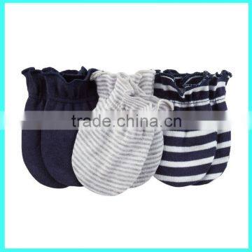 Random color cotton mittens for newborn baby