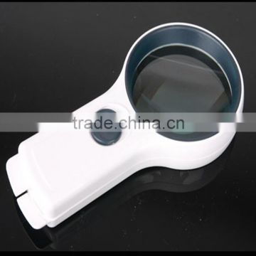 Portable and high quality led illuminated light magnifier