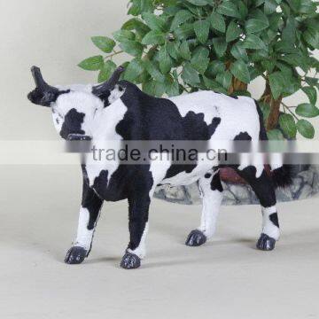 Newest OEM resin cow figures toys