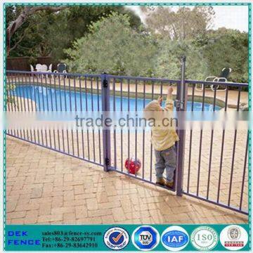 Safety slide closing the temporary pool fence at event