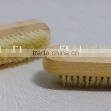 Nature material nail polish brush and wooen nail brush