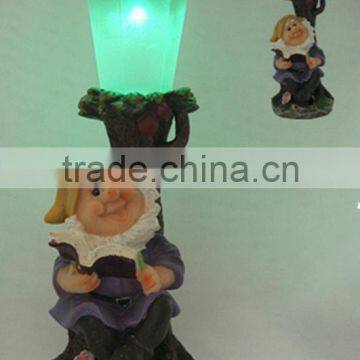 Hot selling resin gnome with led lights