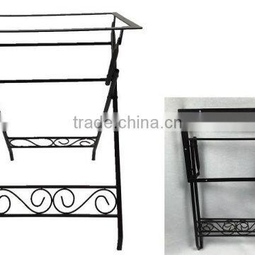 Folding metal flower stand