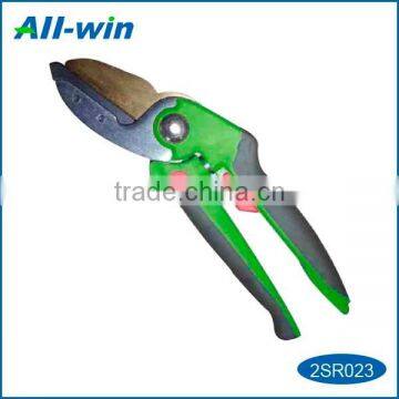 good-quality metal garden pruning shear