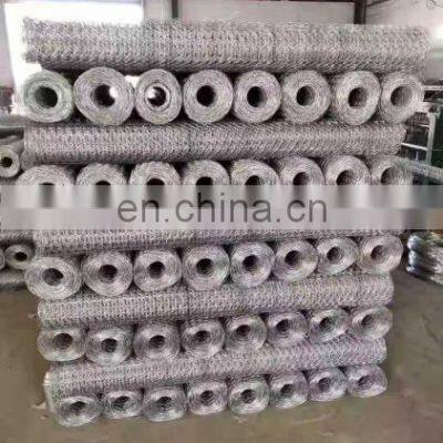 XINHAI Galvanized Hexagonal Chicken Wire Mesh Netting for Animal Fence photo-4