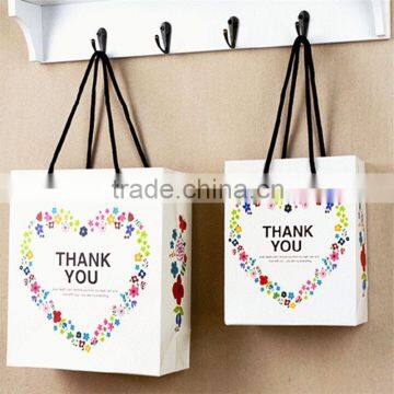 cheap cosmetic packaging custom eyelash packaging paper hand bag