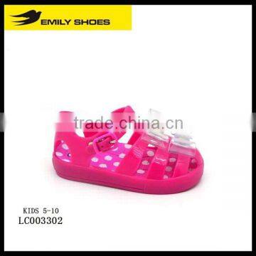 Kid's fuchsia jelly sandal with cute insole pattern