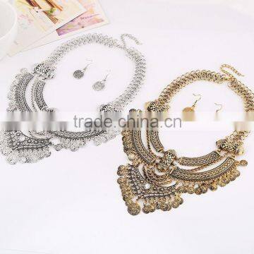 Boho Style Crescent Fringed Crude Chain Clavicle Necklace Fashion Coin Jewelry Set photo-2