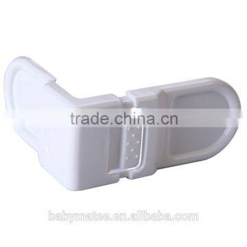 Babymatee Great Quality New Design Baby Safety Corner Lock,hot Selling photo-2