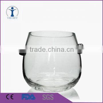 2016 Hot selling clear big Hand blown glass ice bucket                        
                                                Quality Choice