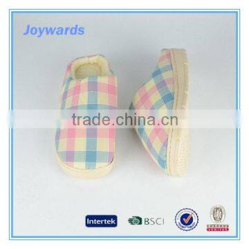 Premium Quality Colored Cotton Fleece Women and Men's Indoor Slippers photo-2