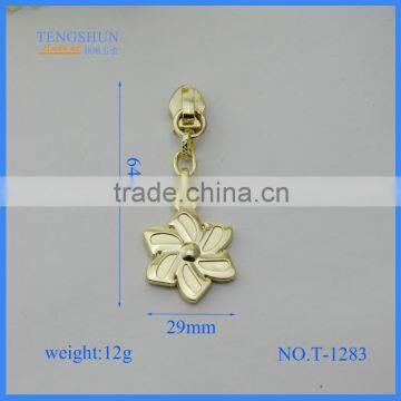 New Style Zipper Puller for Purse the Metle Flower Shape Zipper for Handbag Wholesale