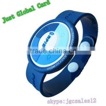 Disposable one-time adjustable silicon wristband/ paper wristband