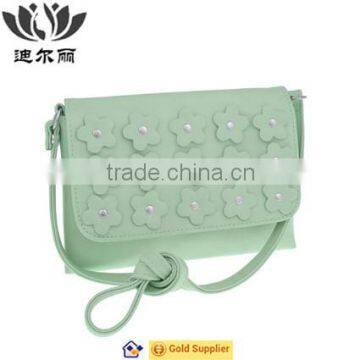 Hot selling crossbody pu bag with 3d flowers on flap