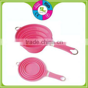 kitchen utensil products silicone colander with hand holder