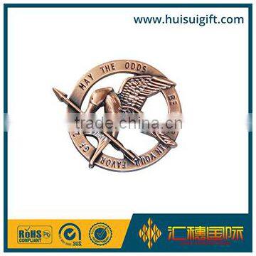 wholesale promotional fashionable metal shield glitter shiny silver badge