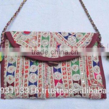 TRADITIONAL ANTIQUE INDIAN HAND EMBROIDERED VINTAGE PATCHWORK HIPPIE GYPSY CLUTCH BAG