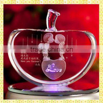 Personalized 3D Laser Crystal Apple Shape Gifts For Wedding Gifts Items