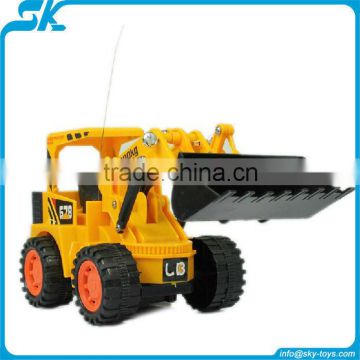 RC toy bulldozer