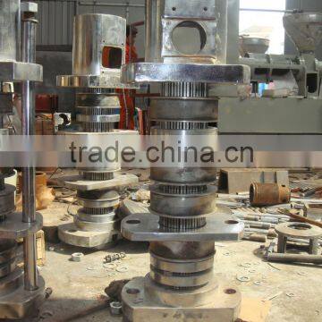 QI'E Soybean Press Oil Extraction Machine Price
