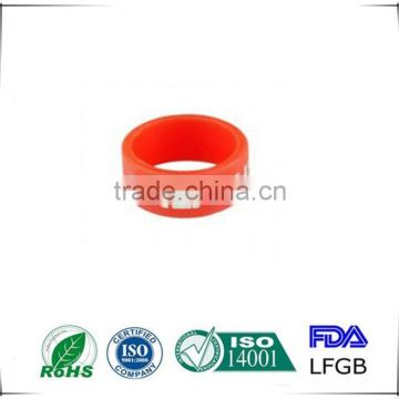 Bulk fashion slicone toy bracelet sport silicon rubber bangle