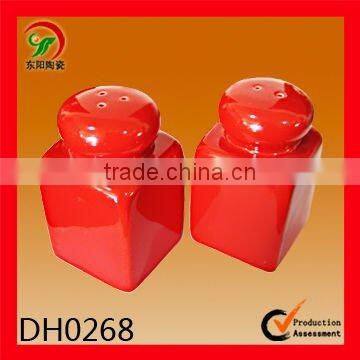 Factory Direct Wholesale Cola Ceramic Salt and Pepper Shaker photo-2