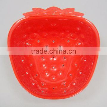 Red Color Strawberry Shaped Melamine Colander