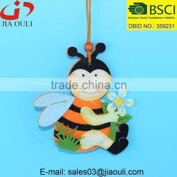 Beautiful Easter decorations non-woven fabric bee hanger