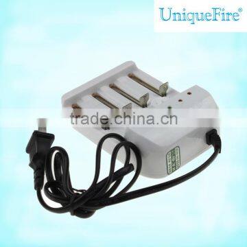 cheap portable battery 18650 charger module 4 slots 18650 battery charger