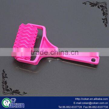 CK-KT686 Plastic Pizza Tools Pie Maker Lattice Pastry Cutter With Plastic Handle/Pastry Lattice Roller Cutter of Cake Tools. photo-5