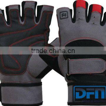 weight lifting gloves