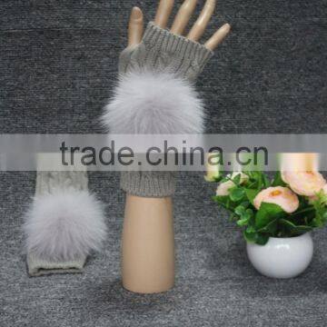 Factory price winter fur balls golves star half-finger gloves for adults