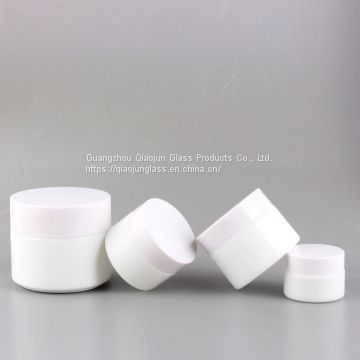 Popular 100Ml Cosmetic Jar White Porcelain Glass Jars With Plastic Cap