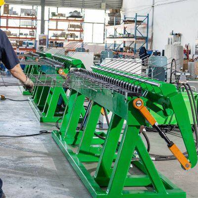 Máquina de formação de malha de arame soldado e máquina automática de dobrar malha de barras de aço para colunas de cimento