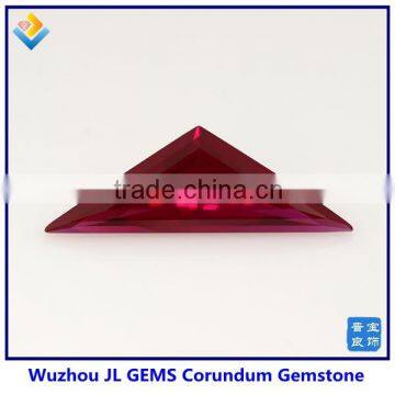 Beautiful triangle shape cut 5# synthetic corundum ruby price per carat