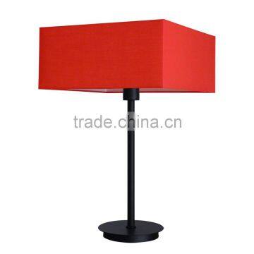 table lamp(Lampe de bureau/La lampara) in ebony bronze finish with 16" chili pepper red square fabric lamp shade