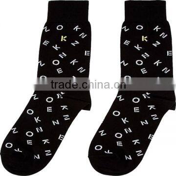 Custom cheap middle calf bangladesh socks with letters jacquard