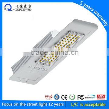 Meanwell 150w Led Street Light Retrofit With High Lumen IP67 IK08 photo-2