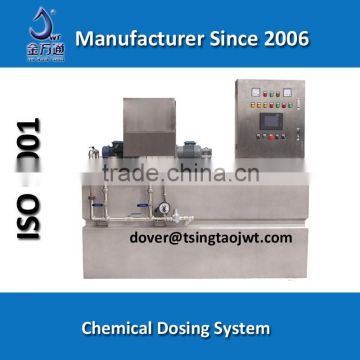 Automatic flocculant dosing system for waste water treatment