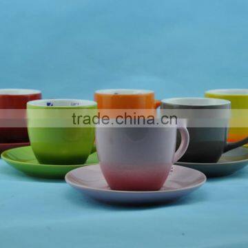 2015 Newly designed Glaze spraying ceramic cup and saucer